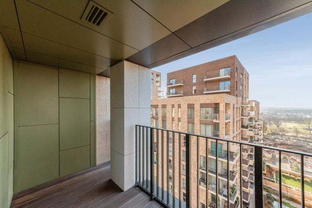Flat for sale in Birch House, 1 Pegler Square, London