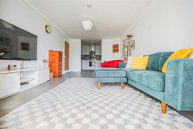 8 Handleys Court, Selden Hill, Hemel Hempstead photo 4
