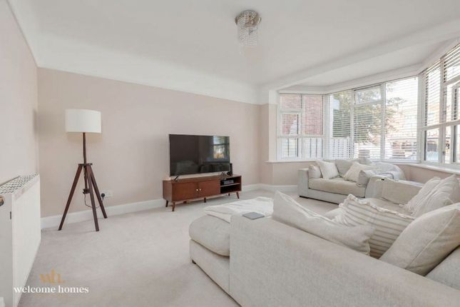 1159 Christchurch Road, Bournemouth photo 2