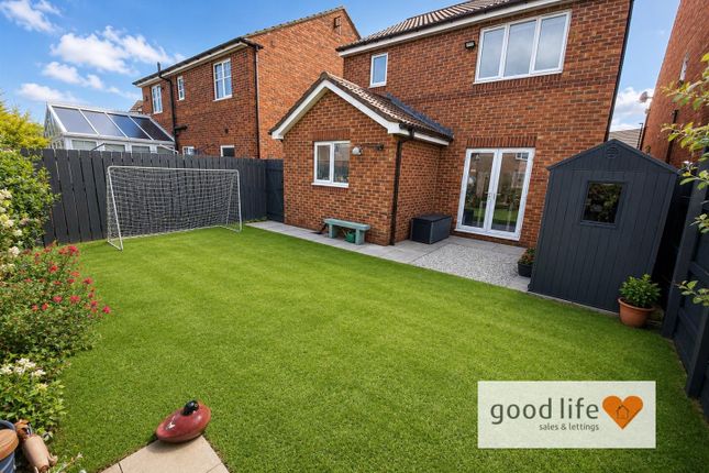6, Burleigh Close, Sunderland photo 3