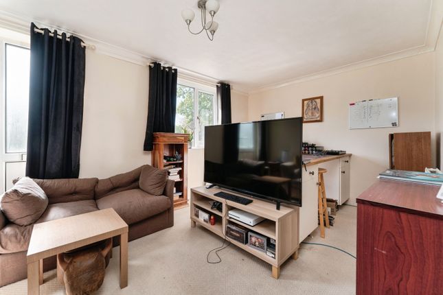 20, Oberon Close, Huntingdon photo 3