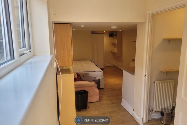 Studio Annex/Bedroom 1
