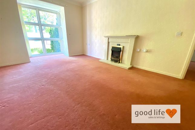17, Beecholm Court, Sunderland photo 2