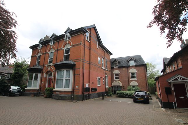 2 bed flat for sale in Hollyhurst Court, Sutton Coldfield, West Midlands B72