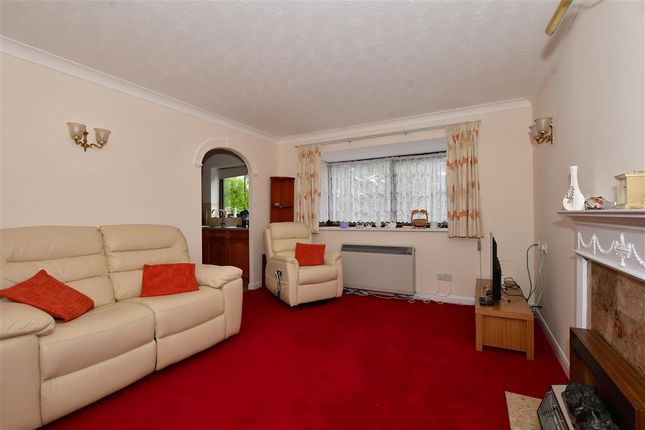 Thumbnail Flat for sale in Whytecliffe Road South, Purley, Surrey