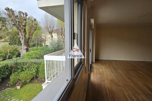 Thumbnail Apartment for sale in Sevres, Ile-De-France, 92310, France