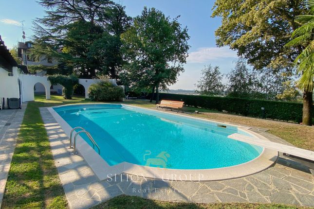 Thumbnail Villa for sale in 17 Via Paradiso, Vergiate, It