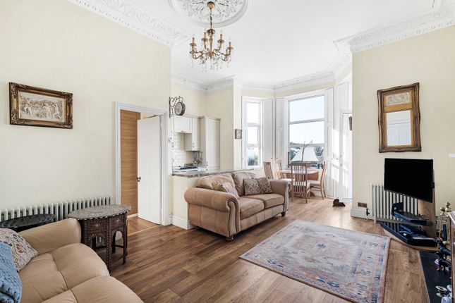 Flat 6 Llanstephan, Second Drive, Teignmouth photo 2
