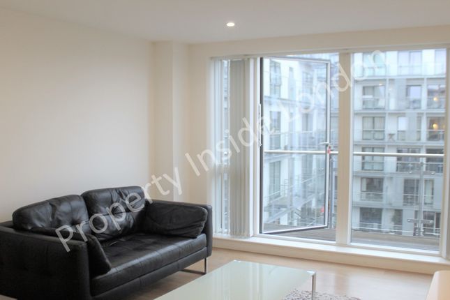 Alboran Apartments, Seven Sea Gardens, London photo 2