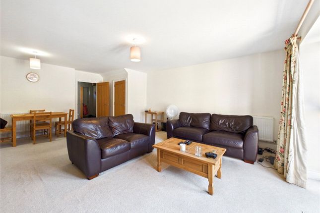 10, John Castle Way, Colchester photo 4