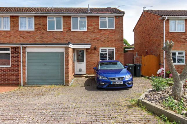 3 bed end terrace house for sale in Hilcot Way, Blandford Forum DT11