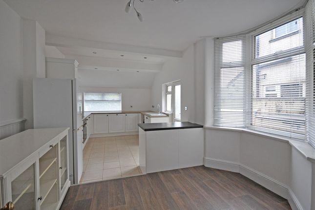 46, Preston Avenue, Newport photo 3