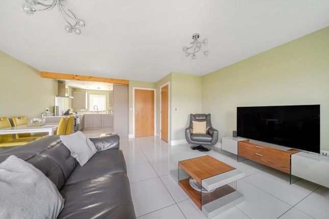 7 FRANCIS CLOSE, Francis Close, Thatcham photo 4
