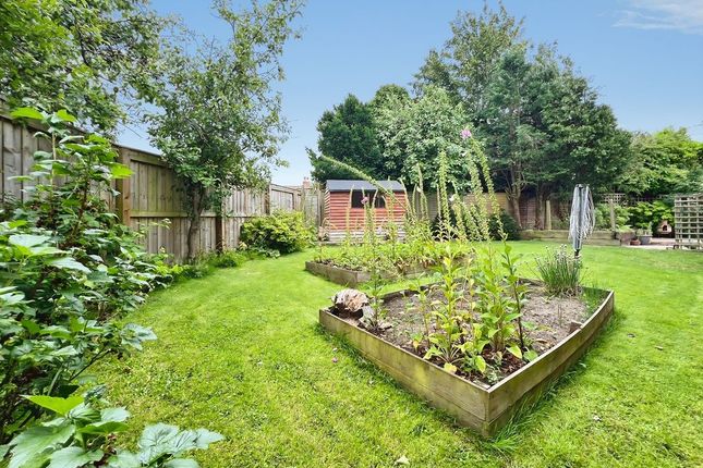 25, Dunsgreen, Newcastle Upon Tyne photo 4