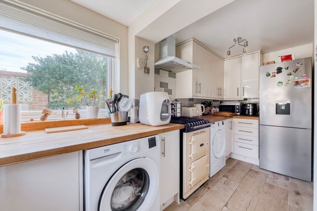 29 Mill Lane, Lowestoft photo 5