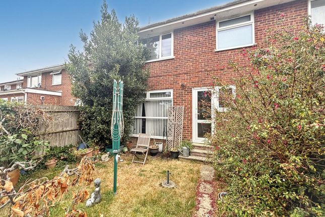 18 East Lodge Road, Ashford photo 4