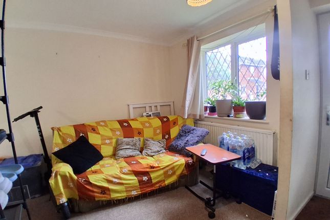 70 Stanley Mead, Bradley Stoke, Bristol photo 3