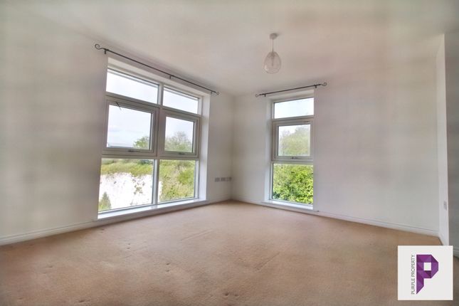 Flat for sale in Ward View, Kent
