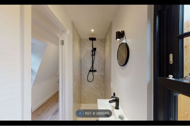 Flat, Gibraltar House Sydenham Park, London photo 4