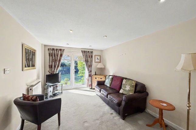 4 Broad Court, Beechfield Road, Alderley Edge photo 4