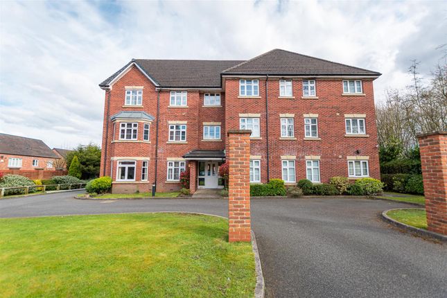 Thumbnail Flat for sale in Shalefield Gardens, Atherton, Manchester