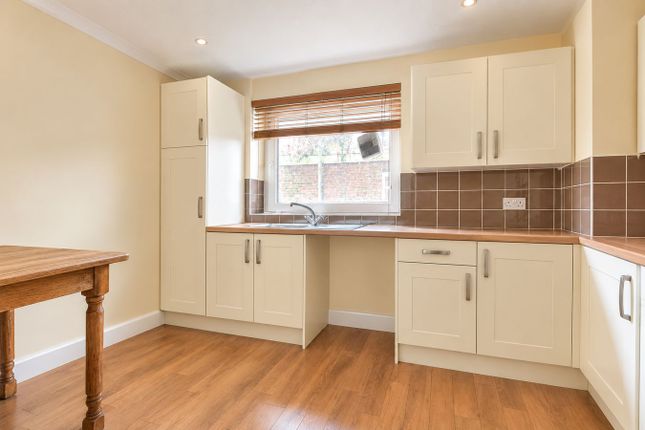 12 Ashtead Towers, Sutton Place, Bexhill-on-Sea photo 4