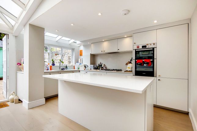 40, Holmead Road, London photo 2