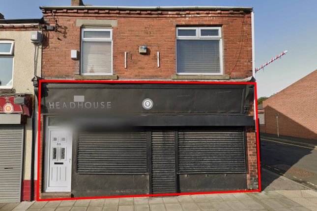 Retail premises to let in Middle Street, Hartlepool