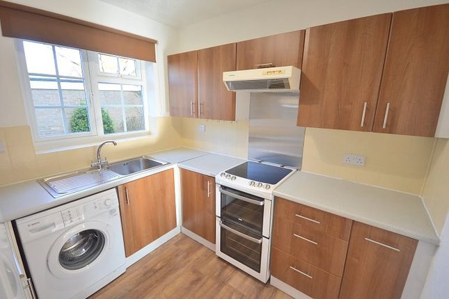 16, Pinewood Court, Broad Road, Sale photo 4