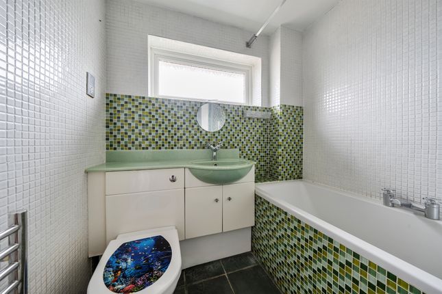 33, Boxted Close, Luton photo 4
