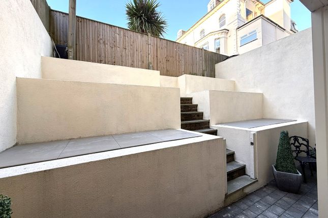 Carmine Court, Compton Street, Eastbourne photo 3