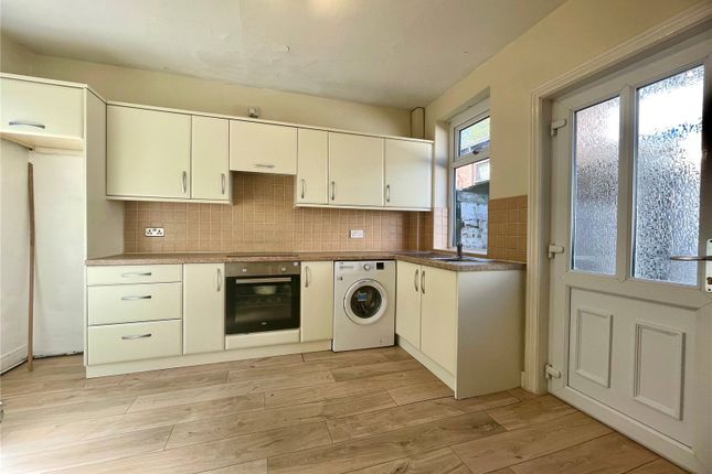 5, Hopwood Street, Lancashire photo 3