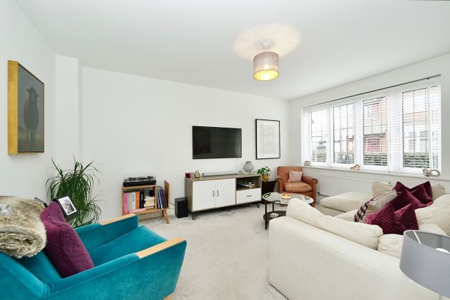 6, Viking Way, St Neots photo 2