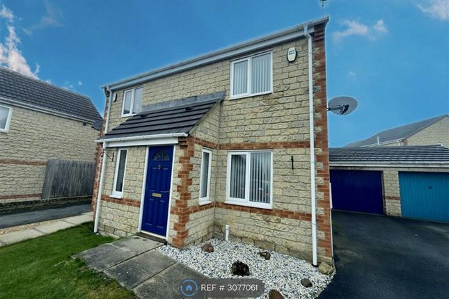 2-bed semi-detached on Newton Aycliffe, £795/mo