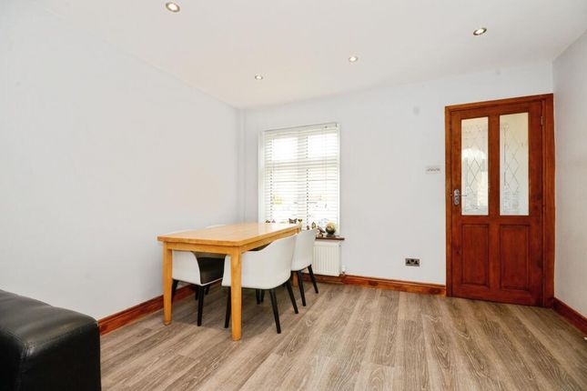 80, Daintry Close, Harrow photo 4