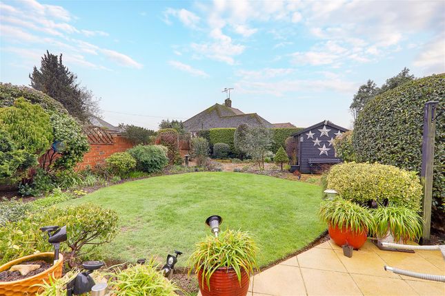 57, The Plantation, Worthing photo 3
