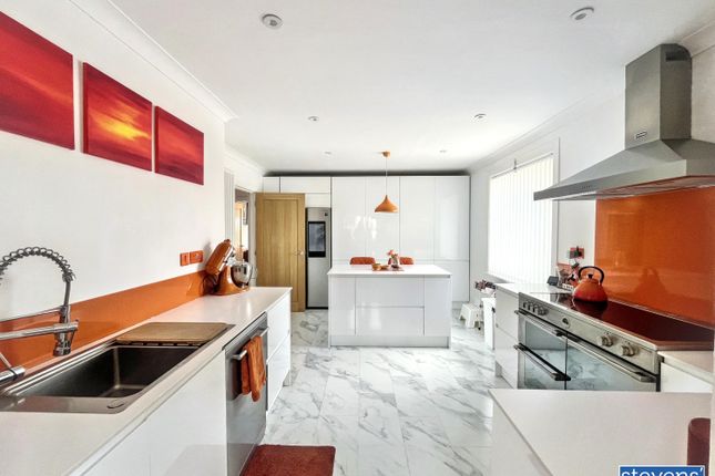 Bella Vista, Hatherleigh Road, Okehampton photo 3