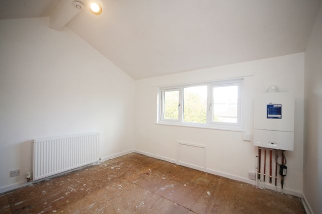 Terraced house for sale in Smiths Way, Alcester