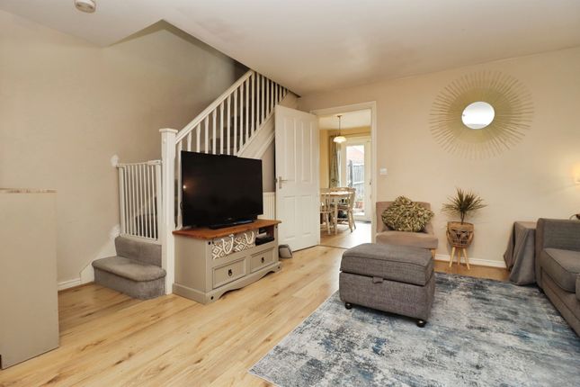 90, Thistle Drive, Kettering photo 4