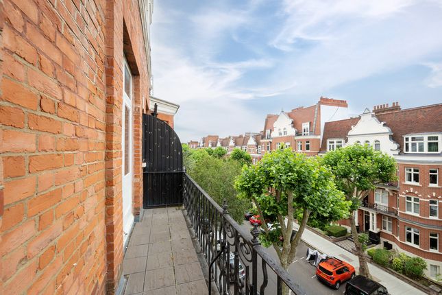 Flat Flat 208, Lauderdale Mansions, Lauderdale Road, London photo 3