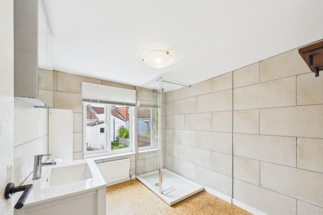 Flat 2, 8, Avonvale Road, Bristol photo 2