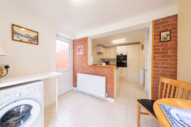 33 London Road, Markfield photo 4