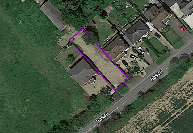 Thumbnail Land for sale in Markyate Road, Slip End, Luton