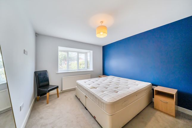 3, Oakside, Denham photo 4