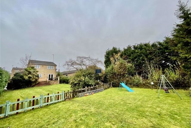 16, Skipton Road Swallownest, Sheffield photo 4