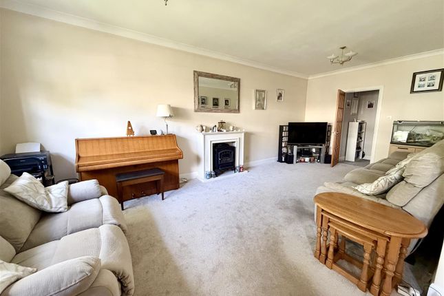 Woodlands Avenue, Poole photo 3