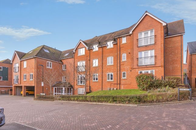 20, Oasthouse Drive, Waterlooville photo 4