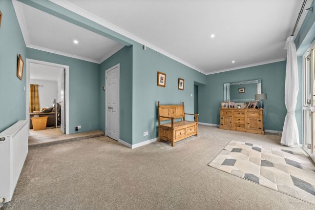 59, Carronvale Road, Larbert photo 4