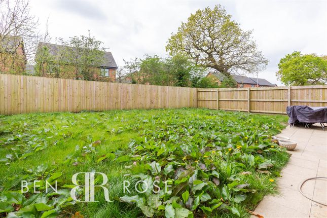 Elder Close, Leyland PR25, 5 bedroom detached house for sale - 67181651 ...