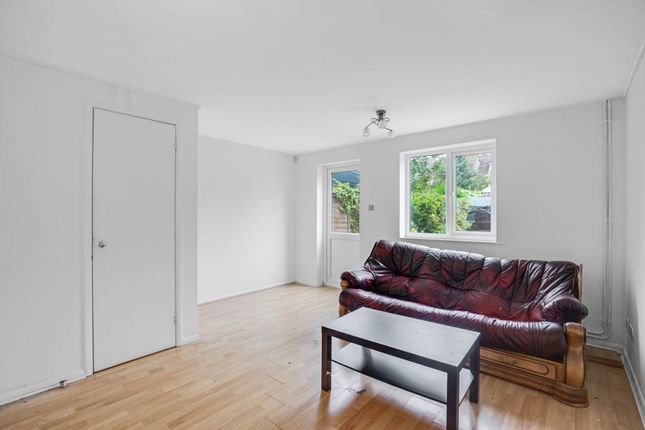 46, Jasper Road, London photo 3